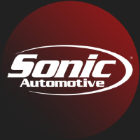 Sonic Automotive (SAH)のロゴ。