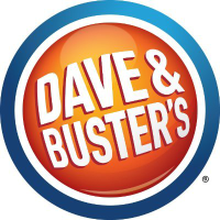 Dave and Busters Enterta... (PLAY)のロゴ。